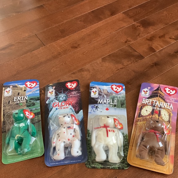 Lot of 90’s mini McDonald’s beanie bears; 4 are in original packaging. - Picture 6 of 10